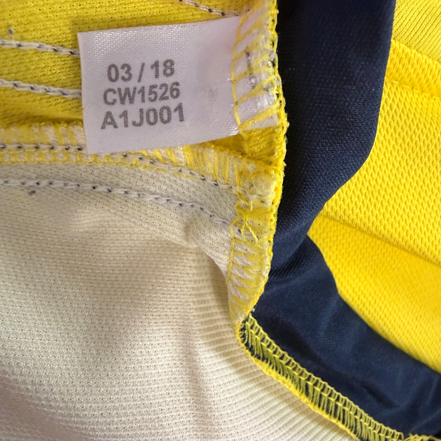 Colombia Home 2018/19 Size L