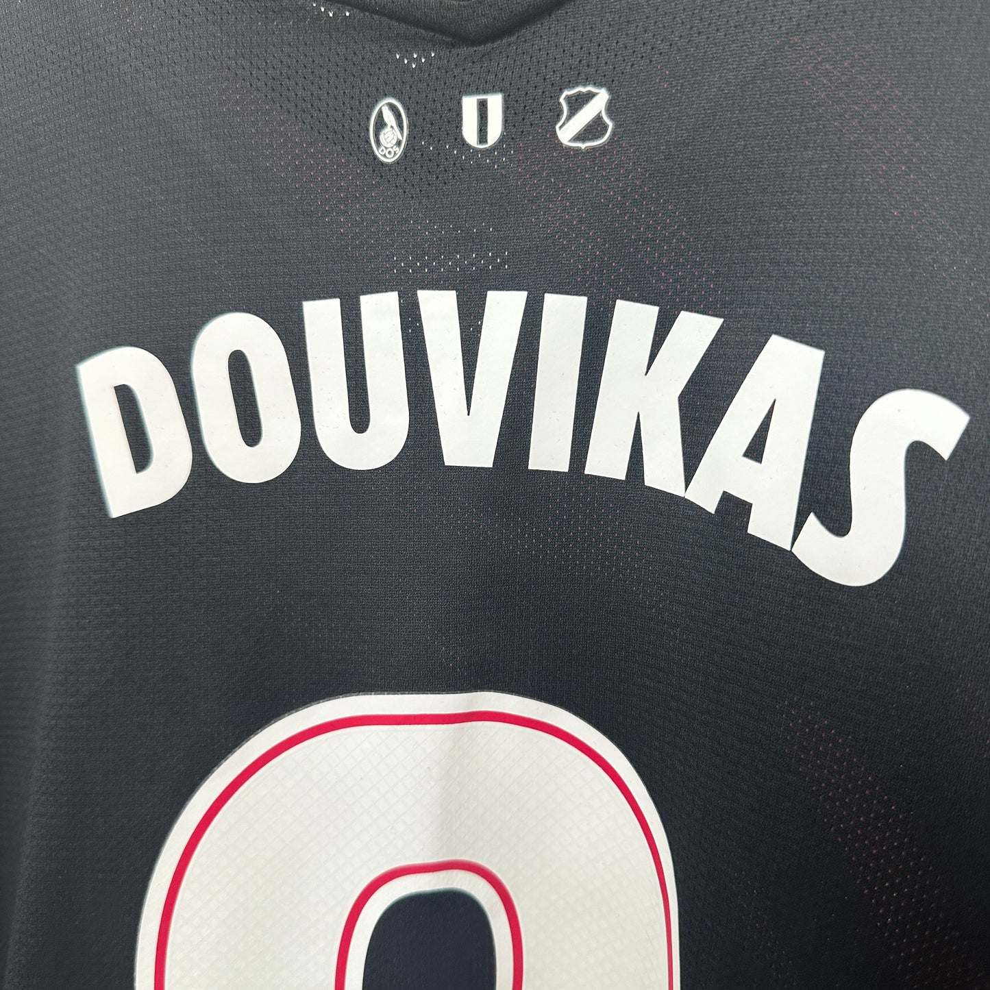 Utrecht Away 2022/23 Anastasios Douvikas #9 Size XL (Slim Fit)