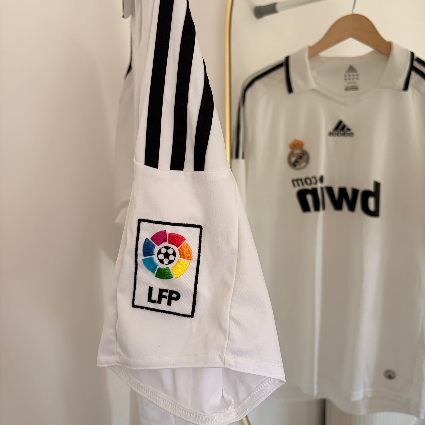 Real Madrid Home 2008/09 Size XL *Mint*