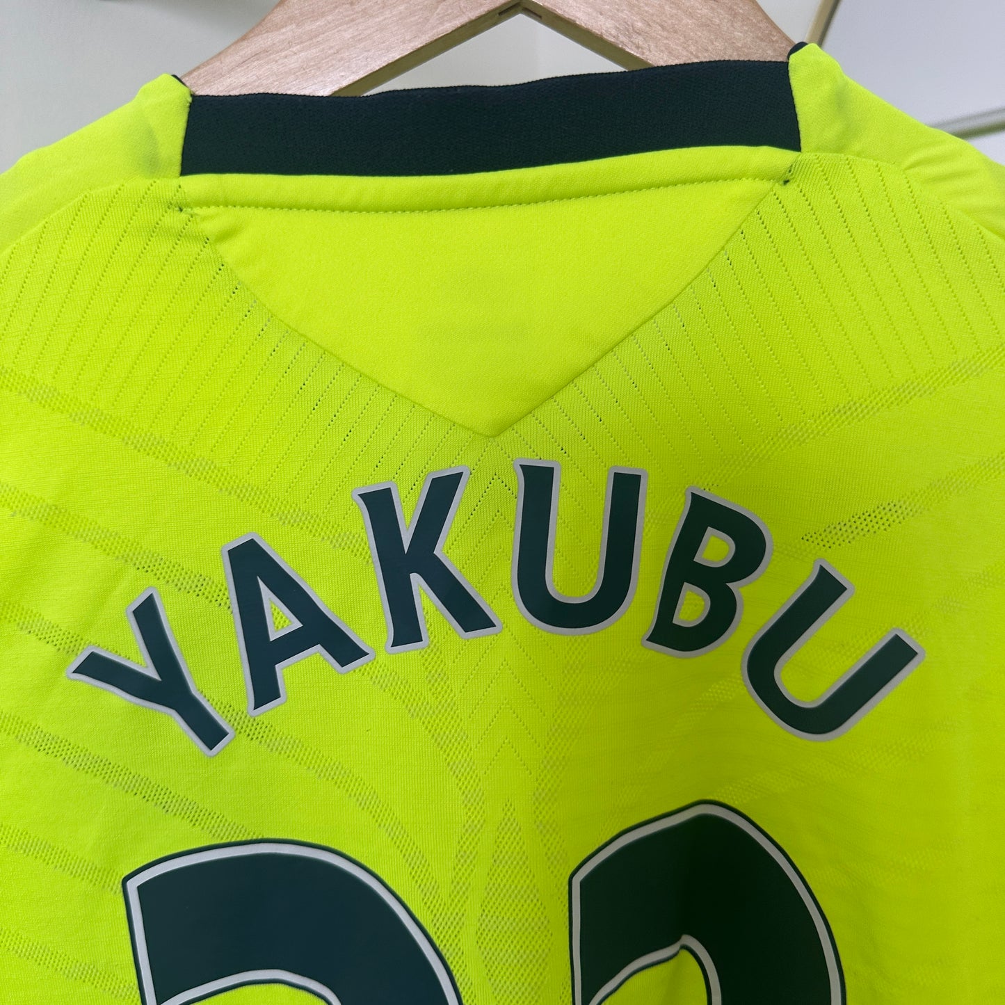 Everton Third Yakubu 2008/09 Size XL