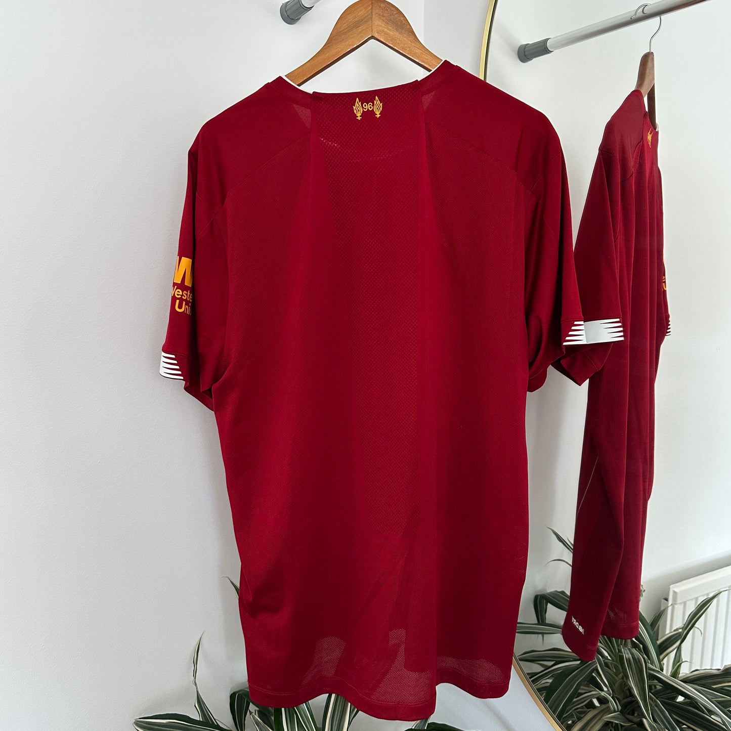 Liverpool Home 2019/20 Size XL