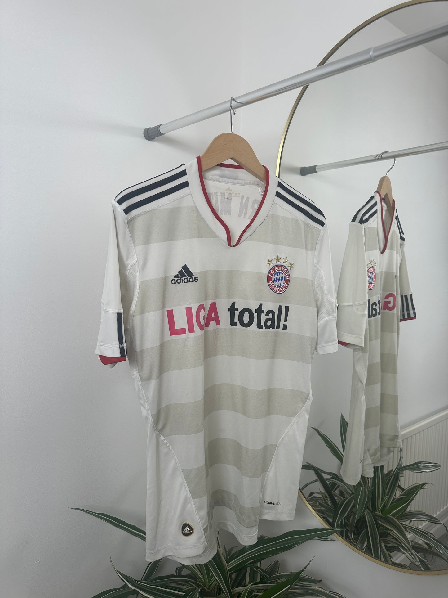Bayern Munich Away 2010/12 Size L