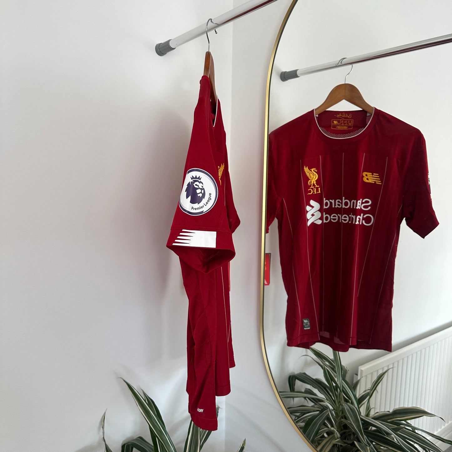 Liverpool Home 2019/20 Mohammed Salah 11 Size S