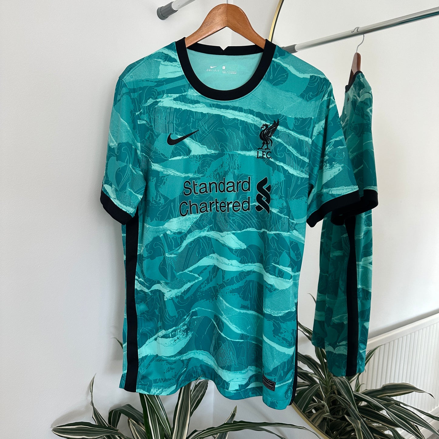 Liverpool Away 2020/21 Size L