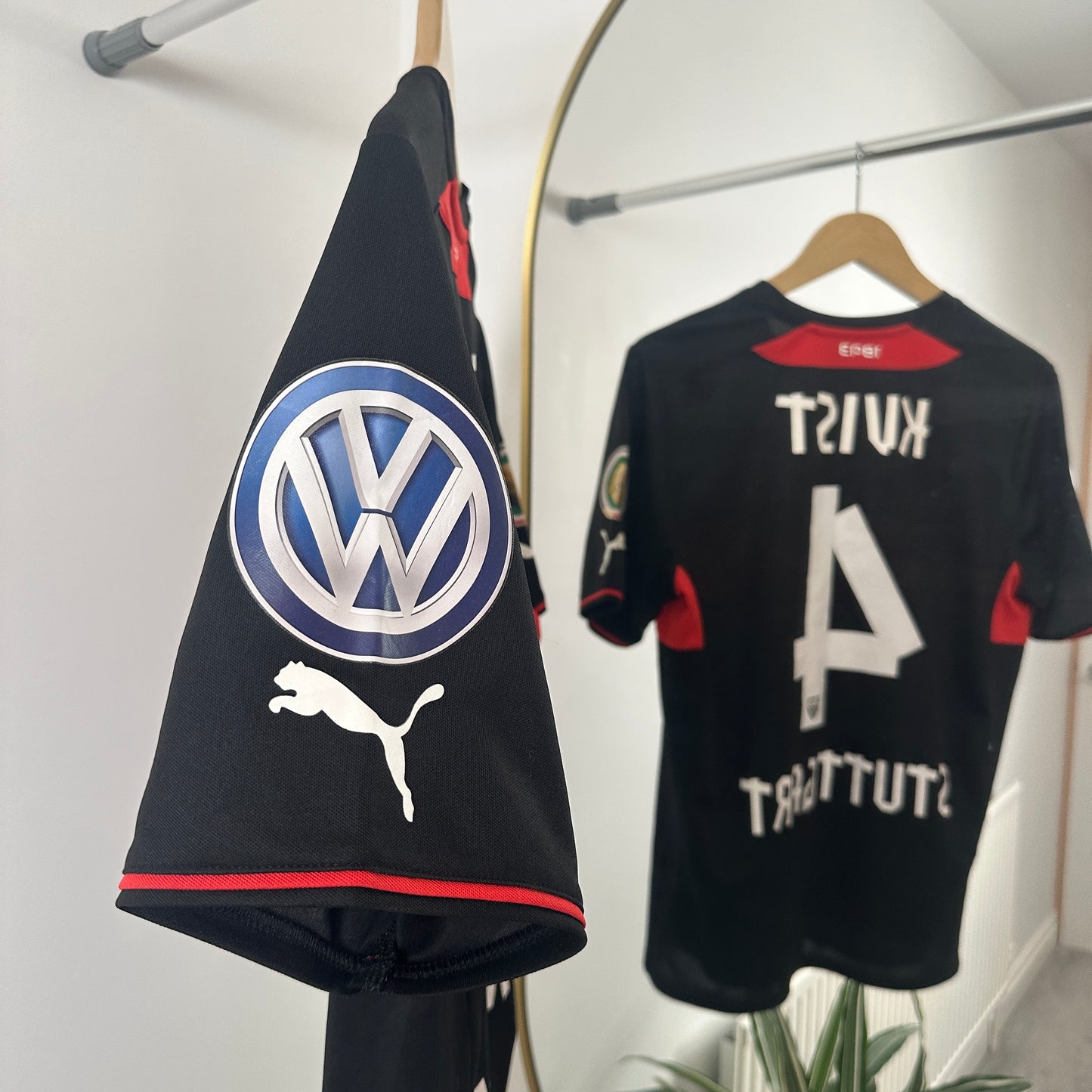 Stuttgart 3rd Kvist #4 2013/14 Size L