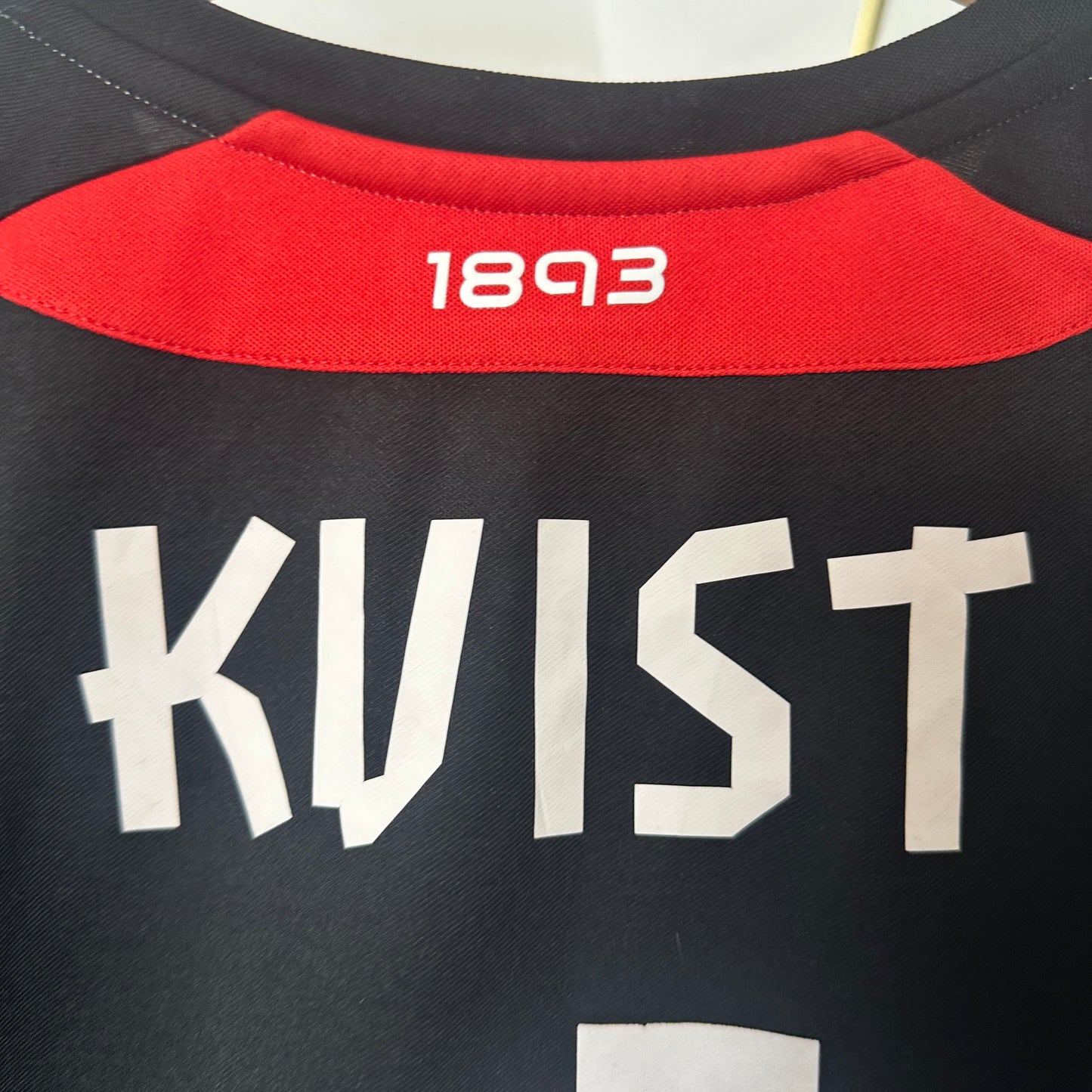 Stuttgart 3rd Kvist #4 2013/14 Size L