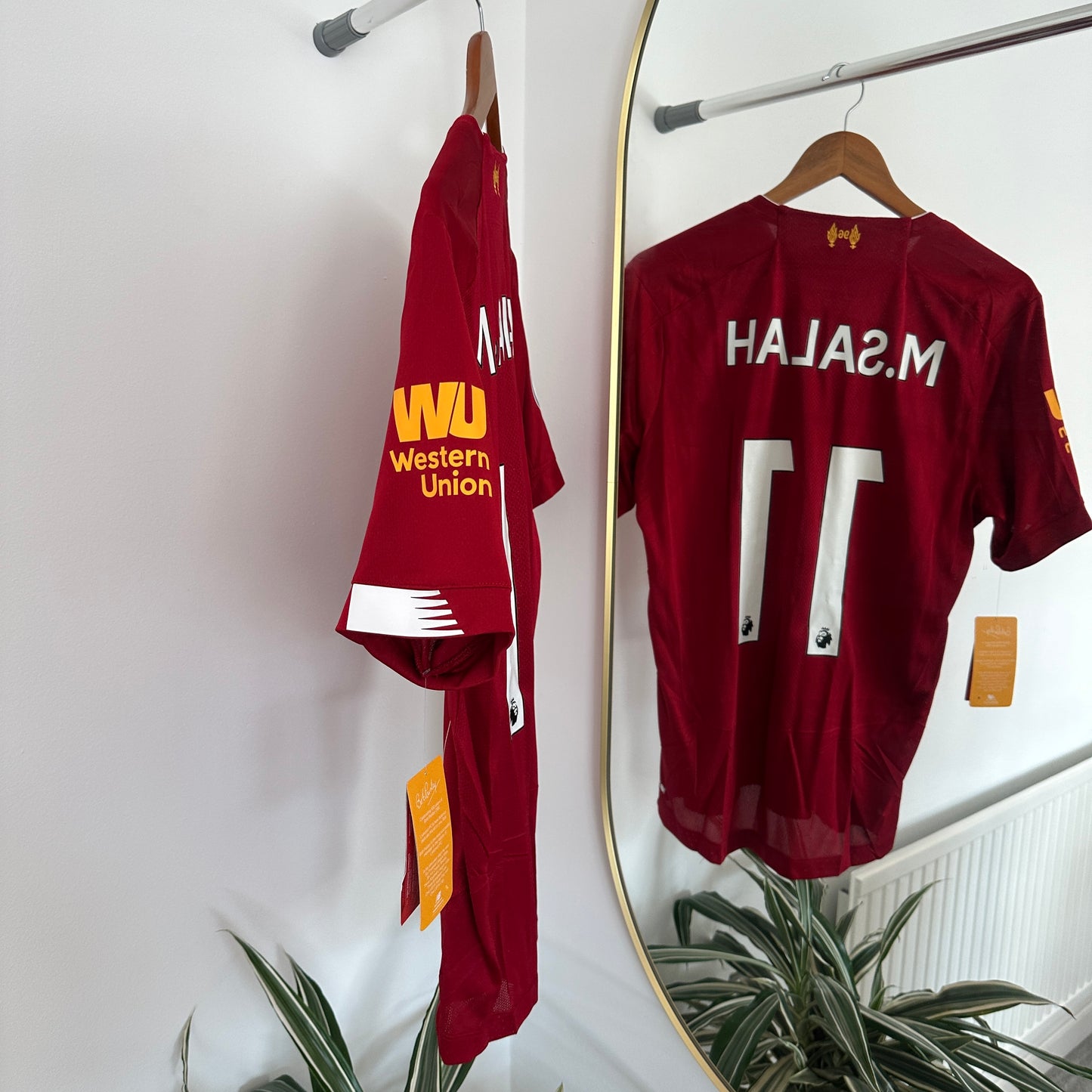 Liverpool Home 2019/20 Mohammed Salah 11 Size S