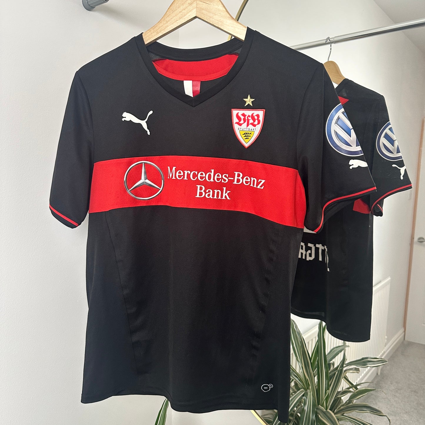 Stuttgart 3rd Kvist #4 2013/14 Size L
