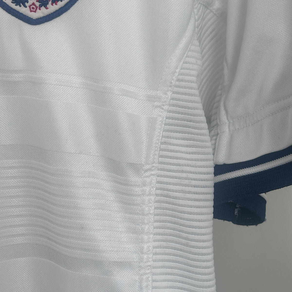 England Home 1999/01 Size M