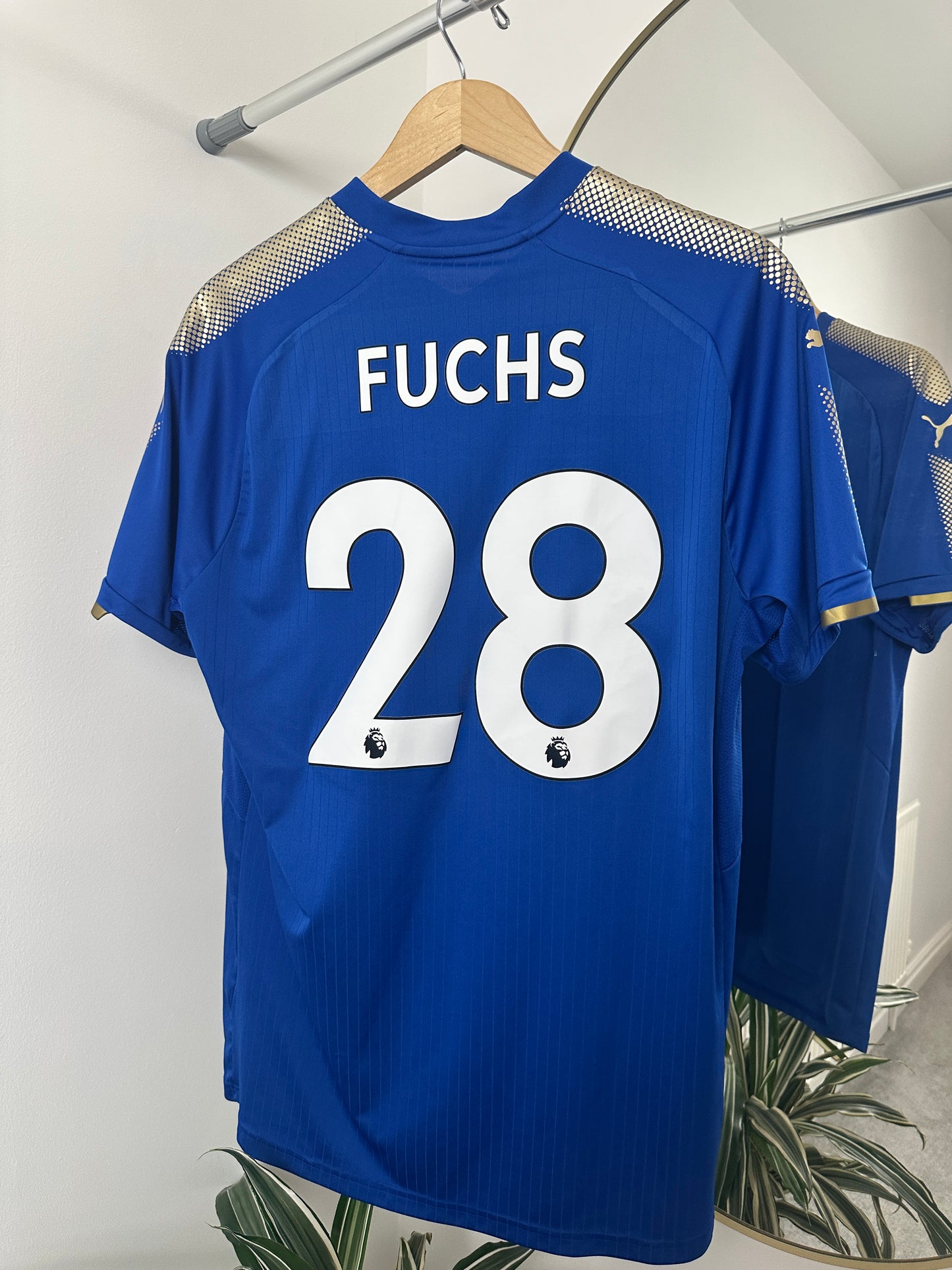 Leicester City Away Fuchs 2017/18 Size XL